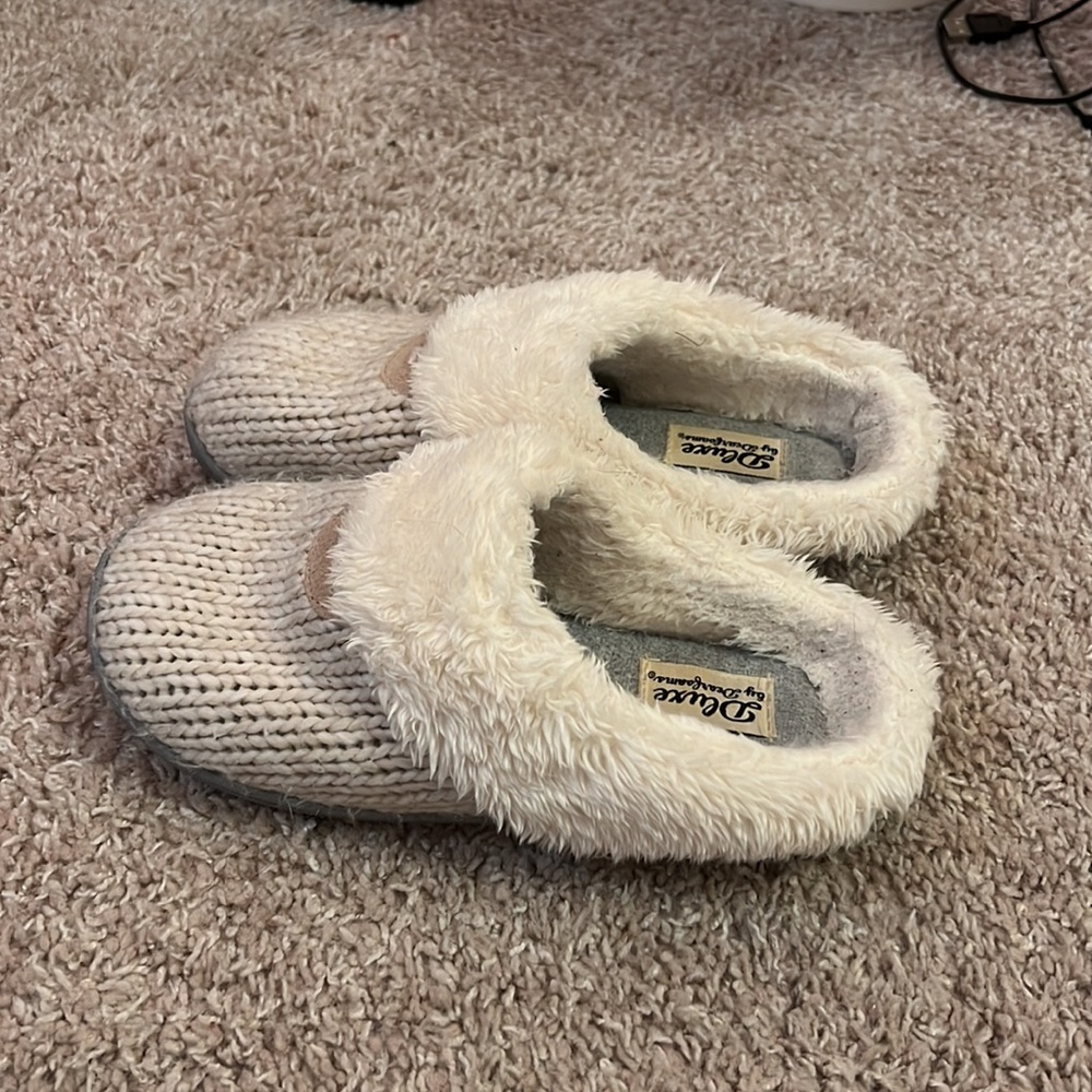 Slippers - Picture 2 of 2